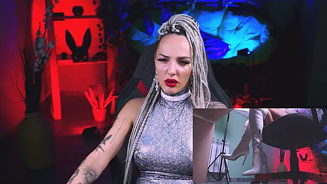 MonicaMaxwel online show from February 20, 12:36 pm