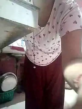 Snapshot of Ankita202 chatting on December 19, 4:34 am Ankita202 online show from December 19, 4:34 am