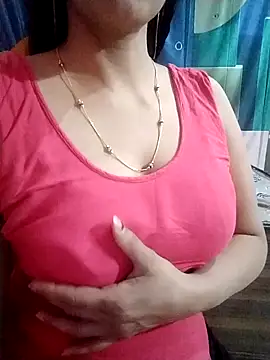 Snapshot of Ankita202 chatting on March 21, 8:06 am Ankita202 online show from March 21, 8:06 am