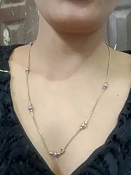 Snapshot of Ankita202 chatting on December 17, 8:20 am Ankita202 online show from December 17, 8:20 am