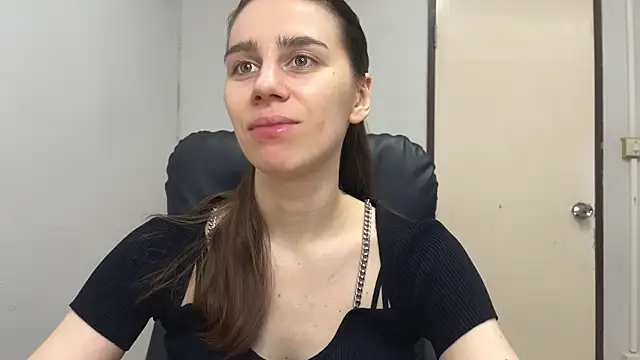 SassyJessi online show from March 9, 4:05 am