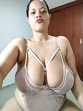 sweetpe online show from February 6, 8:45 pm