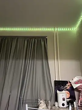 Snapshot of AleksaBlonde chatting on December 21, 2:58 pm AleksaBlonde online show from December 21, 2:58 pm