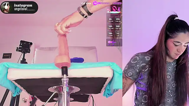 Snapshot of Angelst__ chatting on October 7, 6:54 am Angelst online show from October 7, 6:54 am