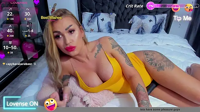 Snapshot of GlossyDiamondX chatting on October 7, 3:47 am GlossyDiamondX online show from October 7, 3:47 am