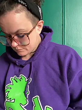 quinnmariexo online show from April 20, 4:54 pm