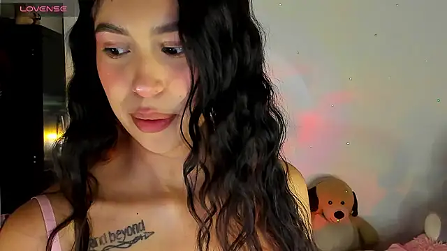 Snapshot of youpinkgirl_ chatting on January 22, 1:42 am youpinkgirl  online show from January 22, 1:42 am