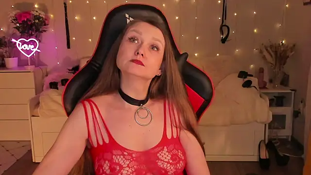 desperatehousewife   online show from March 22, 12:28 am