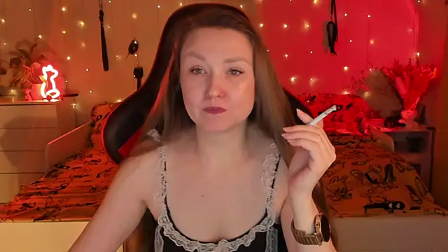 desperatehousewife   online show from October 10, 6:07 pm