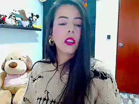 Snapshot of ella_peck chatting on December 16, 10:24 pm ella peck online show from December 16, 10:24 pm