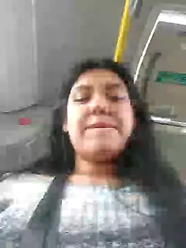 Snapshot of Sophie-hatter chatting on January 10, 9:20 pm Sophie-hatter online show from January 10, 9:20 pm