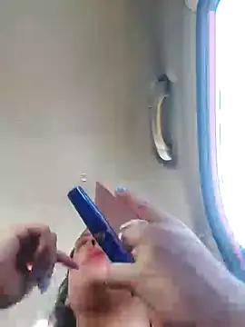 Snapshot of Sophie-hatter chatting on February 1, 12:47 pm Sophie-hatter online show from February 1, 12:47 pm