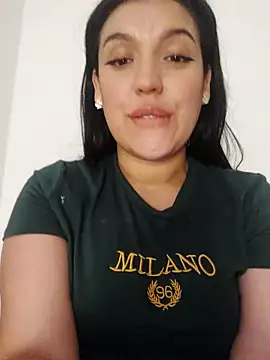 Snapshot of Sophie-hatter chatting on March 9, 2:50 am Sophie-hatter online show from March 9, 2:50 am