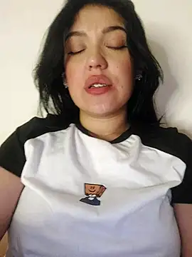 Snapshot of Sophie-hatter chatting on March 13, 11:16 pm Sophie-hatter online show from March 13, 11:16 pm