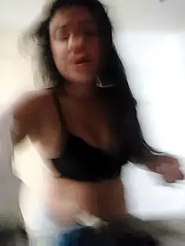 Snapshot of Sophie-hatter chatting on March 17, 8:30 pm Sophie-hatter online show from March 17, 8:30 pm