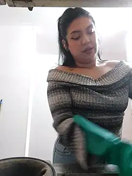 Snapshot of Sophie-hatter chatting on March 21, 9:12 pm Sophie-hatter online show from March 21, 9:12 pm