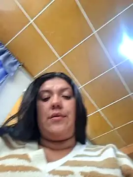 Snapshot of Sophie-hatter chatting on December 4, 4:16 pm Sophie-hatter online show from December 4, 4:16 pm