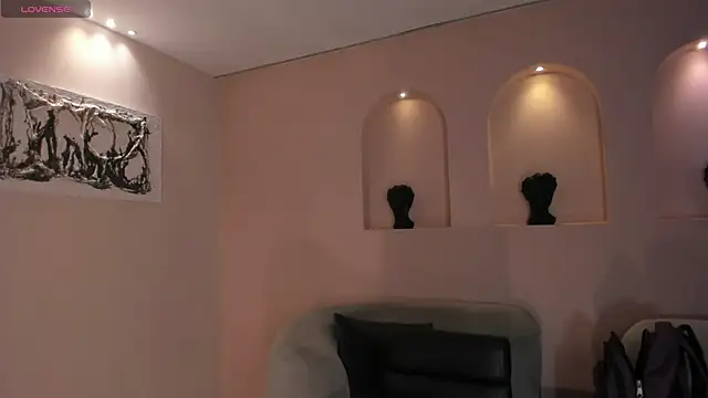 MollySundersX online show from March 13, 9:10 pm