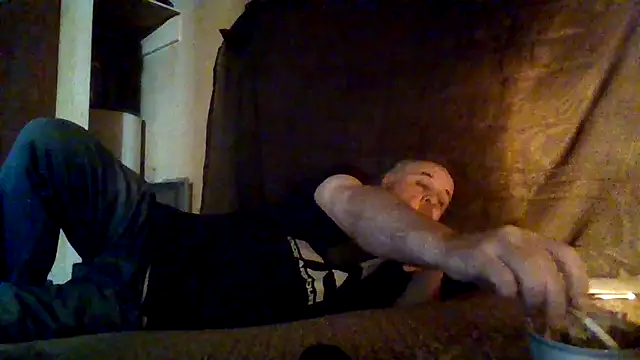 Nightshade7712 online show from September 23, 3:04 pm