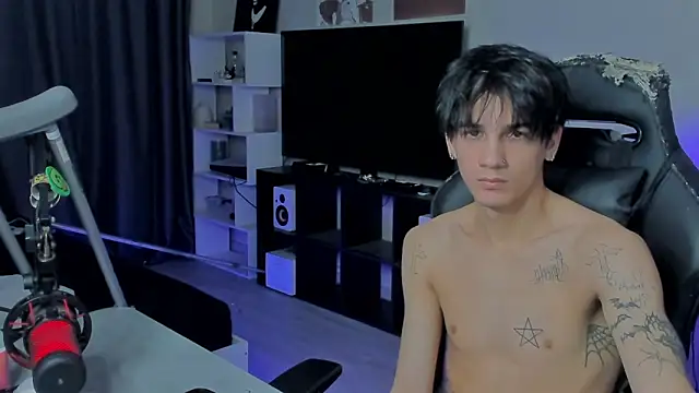 MarkBrowniii online show from September 19, 5:20 am