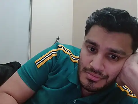 robintoit online show from February 5, 4:33 pm