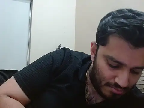 robintoit online show from February 17, 5:30 pm