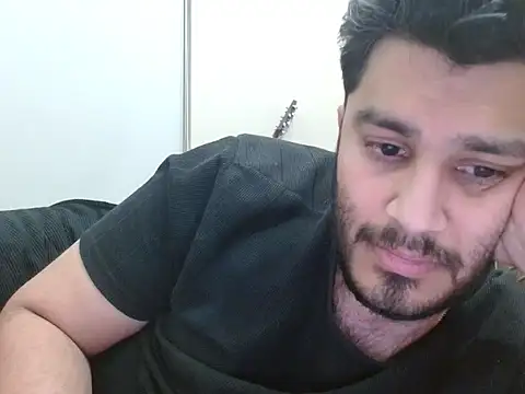 robintoit online show from February 20, 6:52 pm