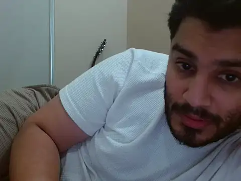 robintoit online show from February 23, 6:44 am