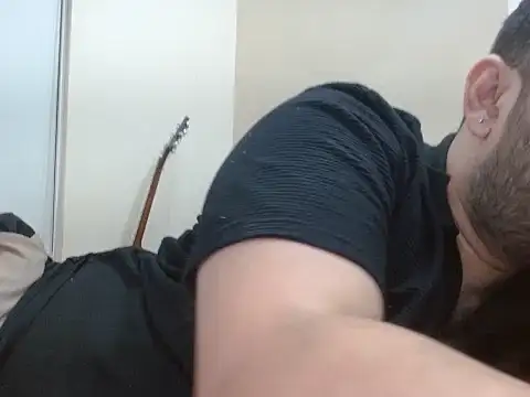 robintoit online show from March 19, 6:12 pm