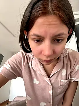 Snapshot of Bonniepark chatting on September 11, 5:02 pm Bonniepark online show from September 11, 5:02 pm