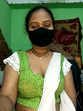 Idhika Paul online show from March 7, 2:12 pm