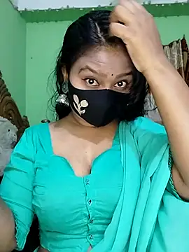 Idhika Paul online show from March 13, 6:34 pm