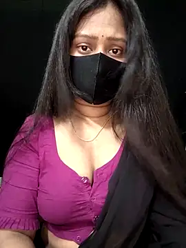 Idhika Paul online show from September 27, 9:47 am