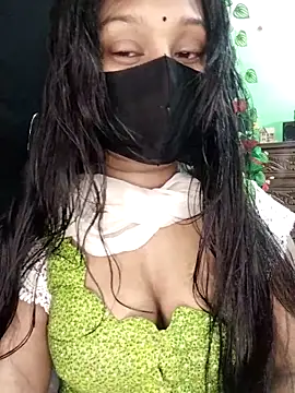 Idhika Paul online show from October 31, 5:25 pm