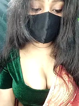 Idhika Paul online show from November 20, 8:25 am