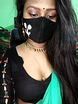 Idhika Paul online show from January 17, 5:49 pm