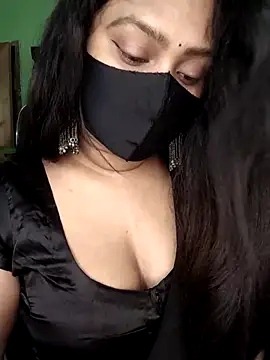 Idhika Paul online show from April 3, 3:26 am