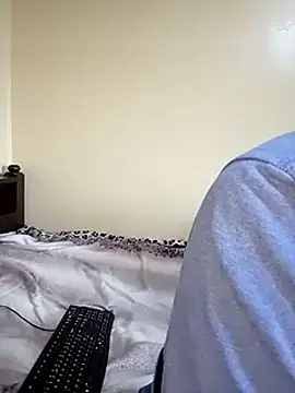 MaskedGQ online show from February 17, 8:30 am