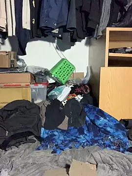 yourdirtysecret 23 online show from November 15, 2:42 am