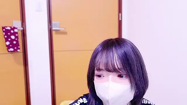 Snapshot of ranran_ch chatting on December 16, 9:03 am ranran ch online show from December 16, 9:03 am