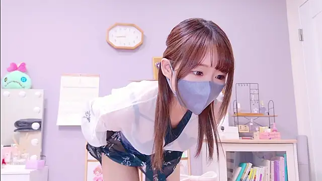 Yui-Ch online show from February 17, 11:44 am