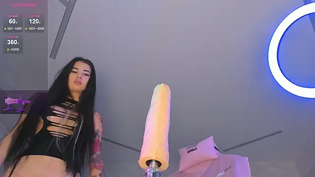 Snapshot of maakimo chatting on January 23, 3:26 am maakimo online show from January 23, 3:26 am