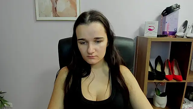 Snapshot of KateDelight chatting on November 8, 7:41 am KateDelight online show from November 8, 7:41 am