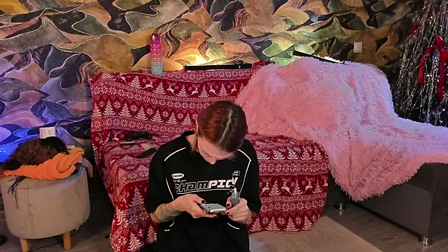 CrystalRey online show from December 21, 4:41 am