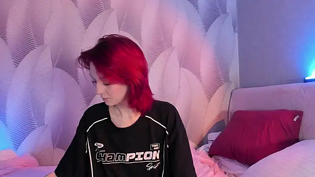 CrystalRey online show from March 2, 4:50 am