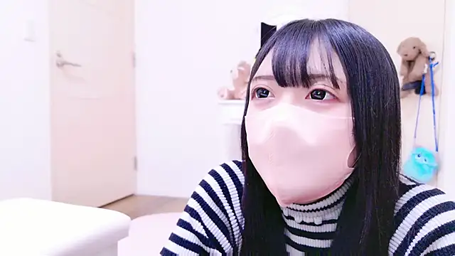 Snapshot of nathi_ko_xo chatting on November 25, 8:14 am nathi ko xo online show from November 25, 8:14 am