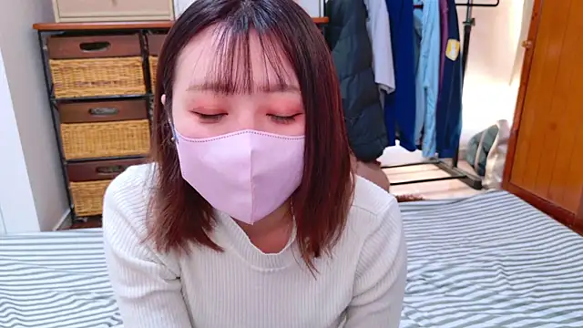 Snapshot of ayu_yu_xo chatting on January 4, 6:30 am ayu yu xo online show from January 4, 6:30 am