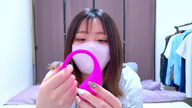 Snapshot of ayu_yu_xo chatting on February 11, 4:56 pm ayu yu xo online show from February 11, 4:56 pm