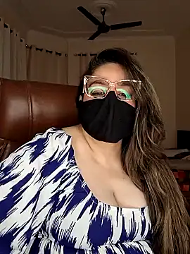 Snapshot of SEXY-Sardarni chatting on December 23, 3:55 pm SEXY-Sardarni online show from December 23, 3:55 pm