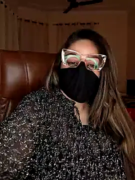 Snapshot of SEXY-Sardarni chatting on December 30, 3:35 pm SEXY-Sardarni online show from December 30, 3:35 pm